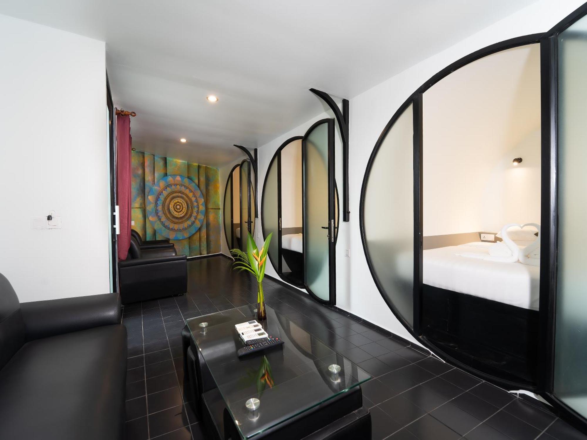 Tunnel Urban Retreat Hotel Сием Реап Екстериор снимка