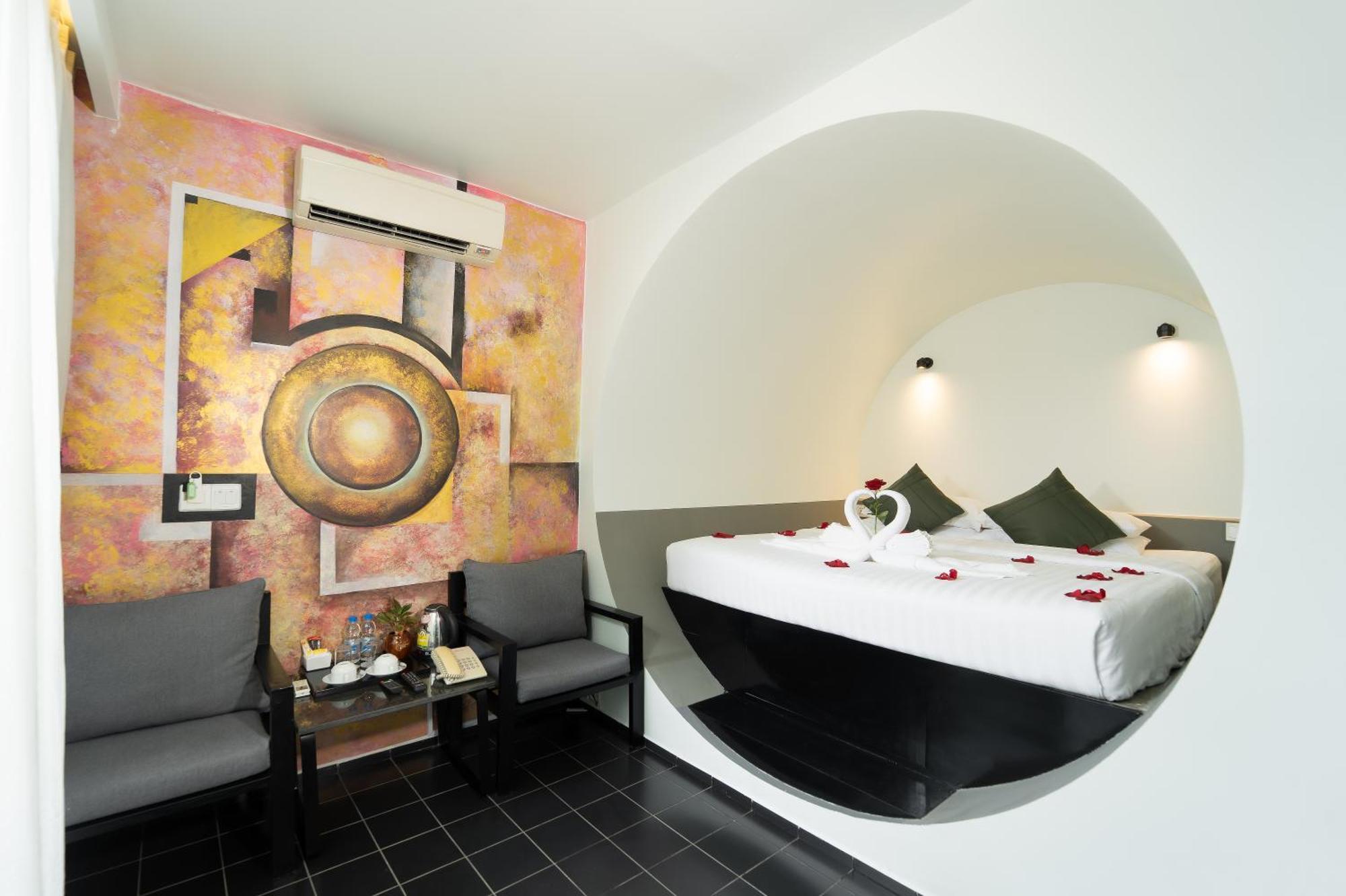 Tunnel Urban Retreat Hotel Сием Реап Екстериор снимка