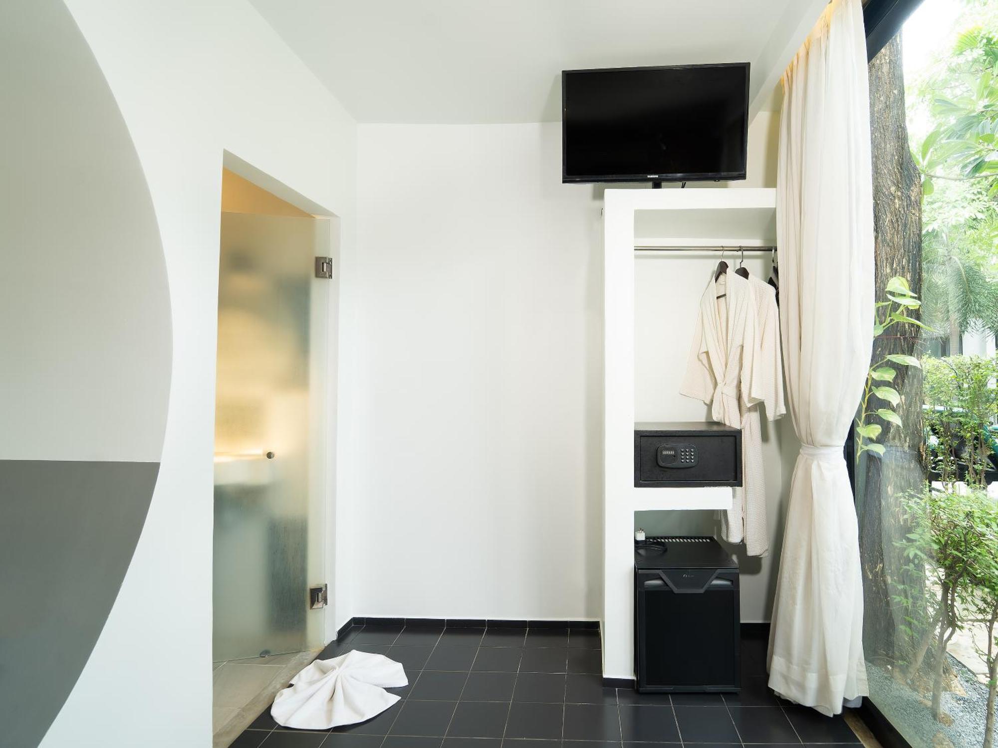 Tunnel Urban Retreat Hotel Сием Реап Екстериор снимка