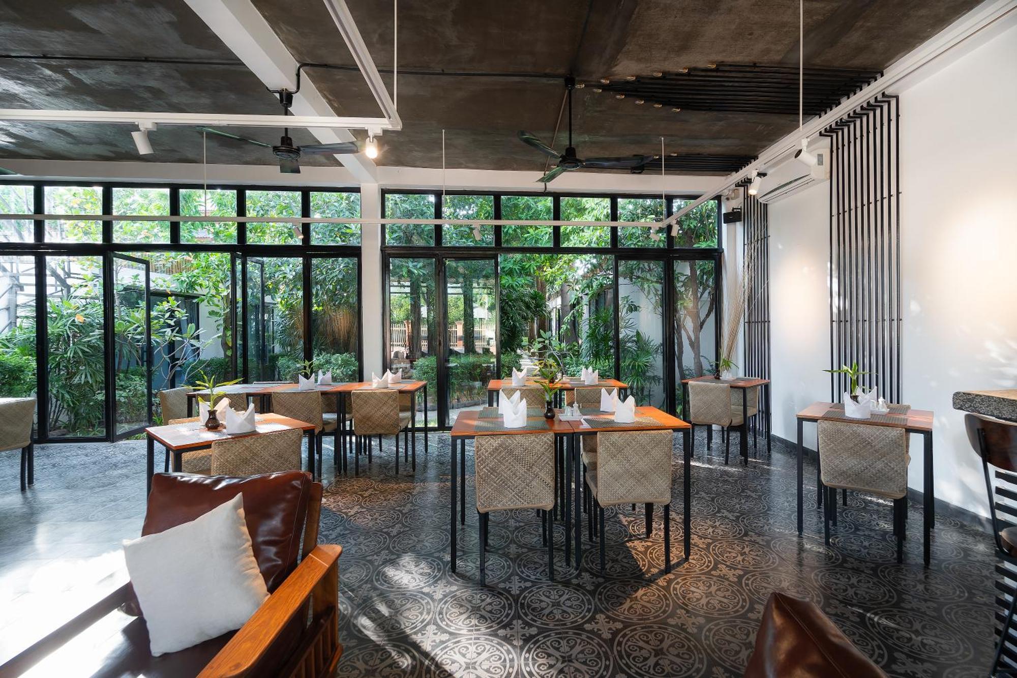 Tunnel Urban Retreat Hotel Сием Реап Екстериор снимка